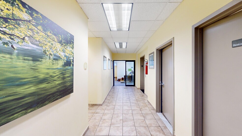 More Photos Of 31-21 31st St, Long Island City Office For Lease