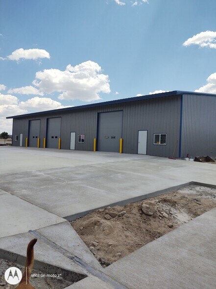 More Photos Of 801 Jane St, Casper Industrial For Lease