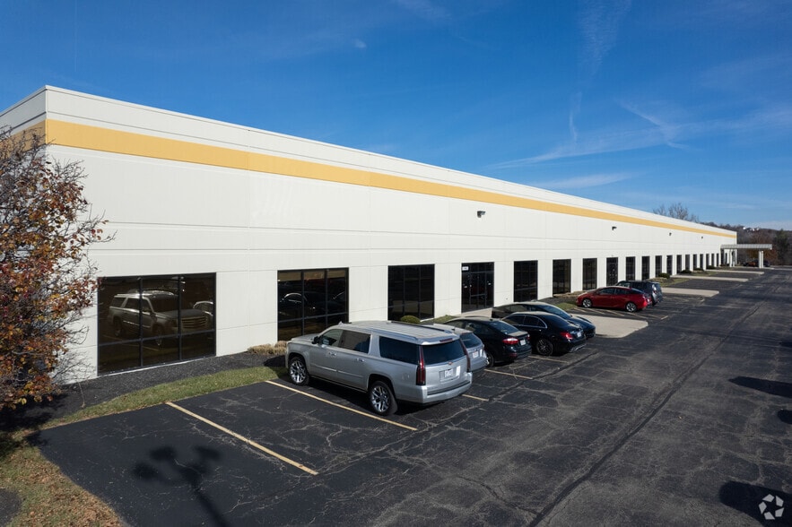 More Photos Of 8816-8840 Beckett Rd, West Chester Warehouse For Lease