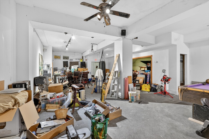 More Photos Of 916 Blagden Aly NW, Washington Flex For Sale