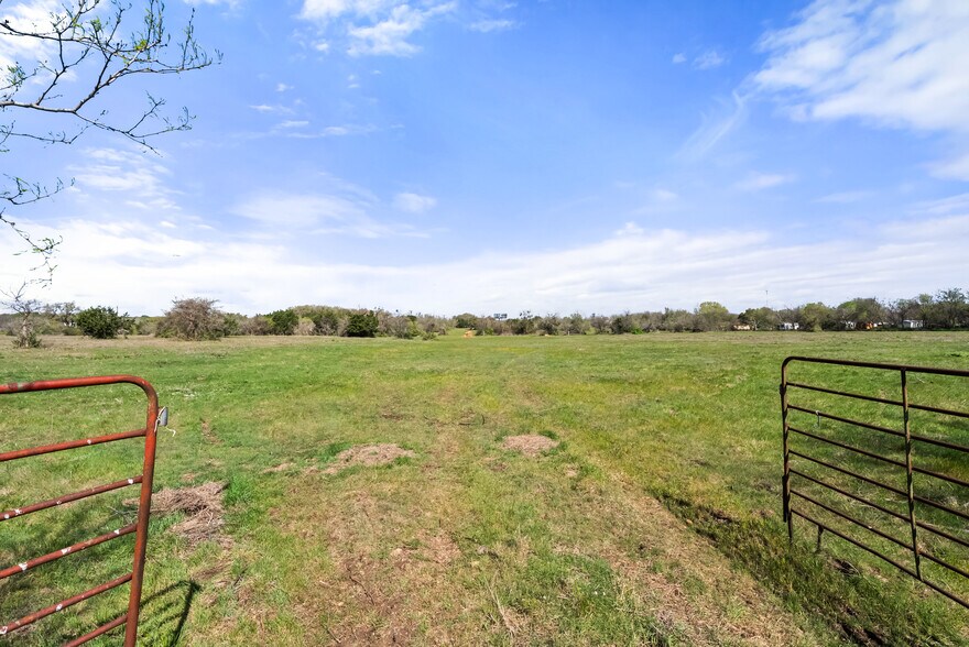 More Photos Of 24501 I 35, Kyle Land For Sale