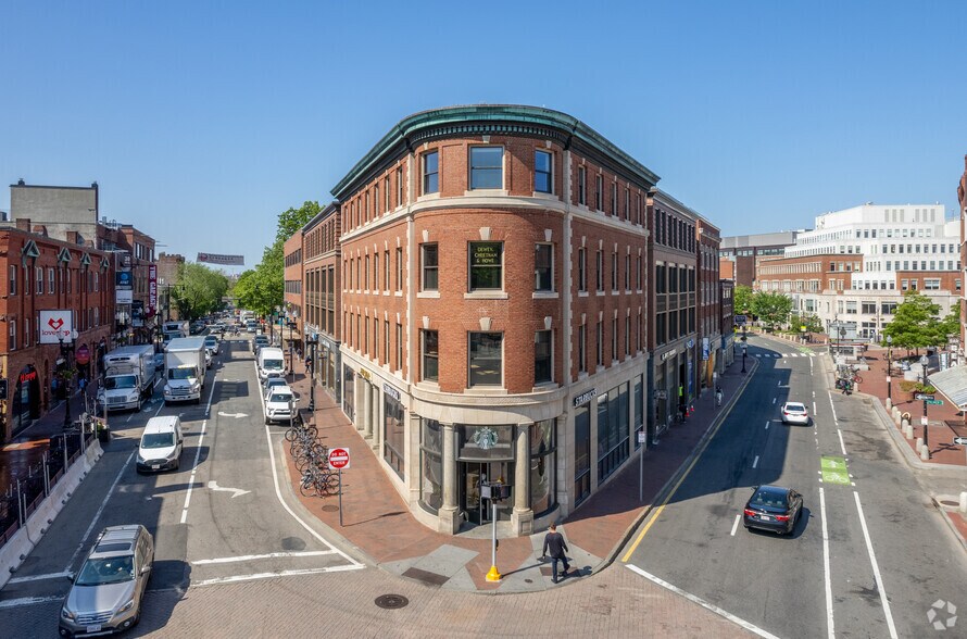 More Photos Of 18-24 Brattle St, Cambridge Office For Lease