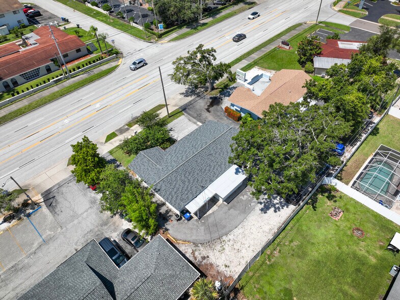 More Photos Of 2300 W Bay Dr, Largo Office Residential For Lease
