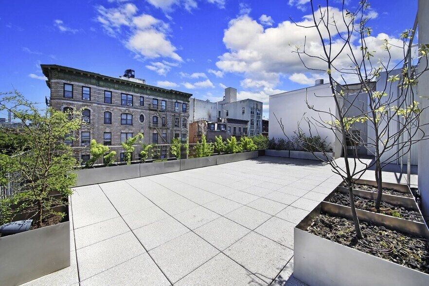 More Photos Of 130 Second Ave, New York General Retail For Lease