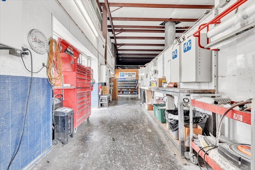 More Photos Of 23415 Janice Ave, Port Charlotte Warehouse For Sale