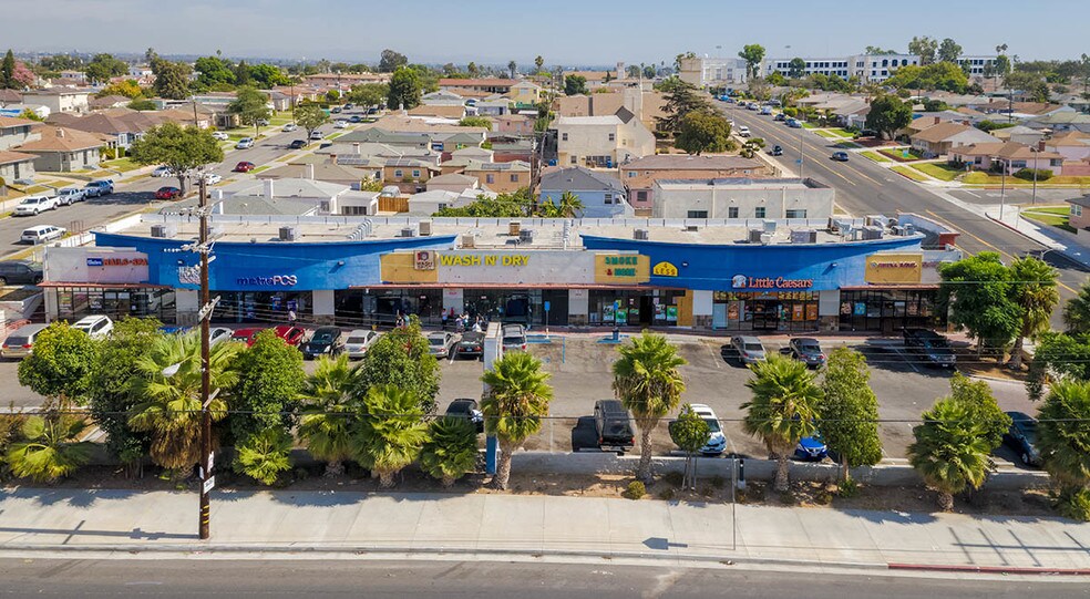 More Photos Of 10714 S Western Ave, Los Angeles Unknown For Lease