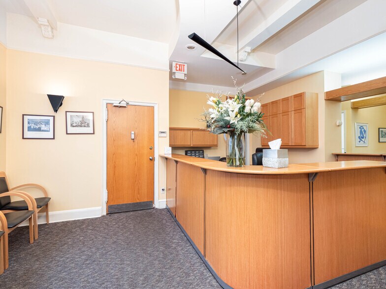 More Photos Of 205 E 78th St, New York Apartments For Sale