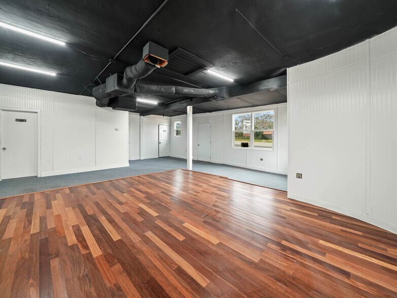 More Photos Of 2520 Lake Alfred Rd, Winter Haven Auto Dealership For Sale