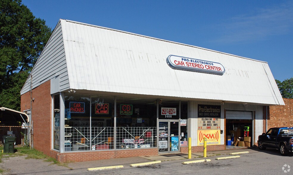 Primary Photo Of 1408 S Saunders St, Raleigh Freestanding For Sale