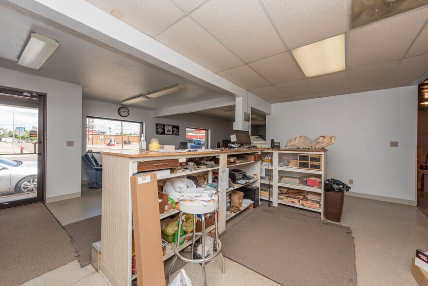 More Photos Of 250 E Villard St, Dickinson Office For Sale