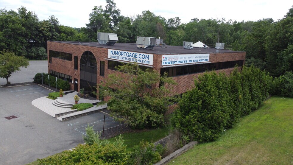 More Photos Of 1 Laurel Dr, Flanders Office For Sale