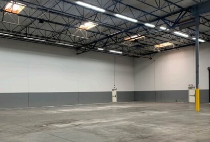 More Photos Of 40 Tesla, Irvine Manufacturing For Lease