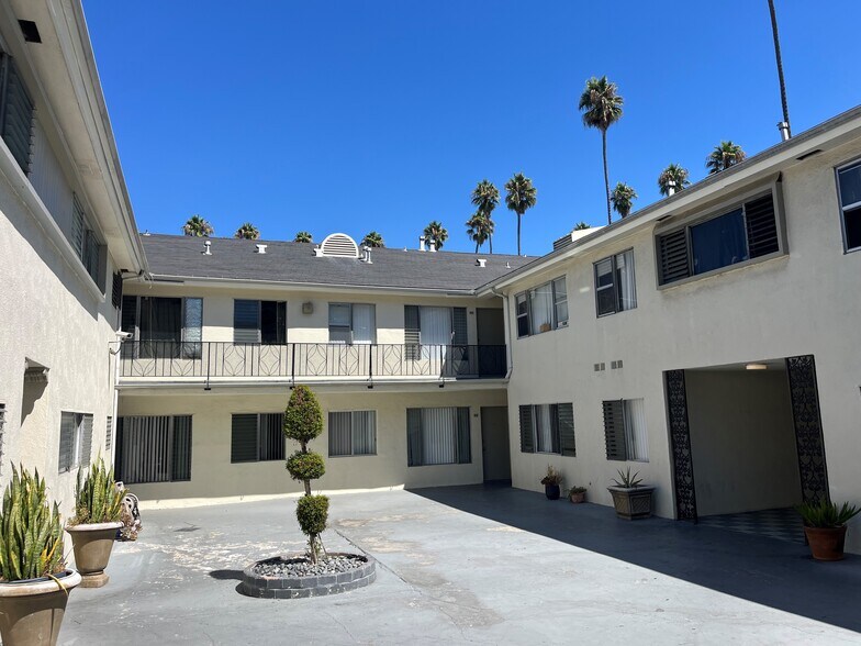 More Photos Of 411-425 S Alexandria Ave, Los Angeles Apartments For Sale