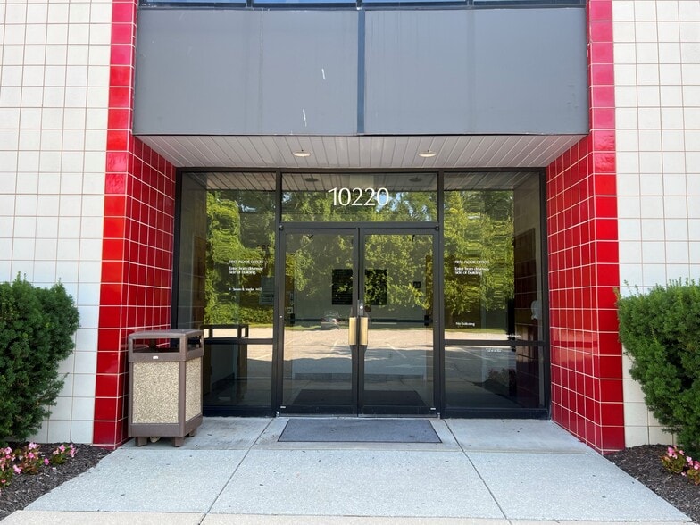 More Photos Of 10220 S Dolfield Rd, Owings Mills Office For Lease
