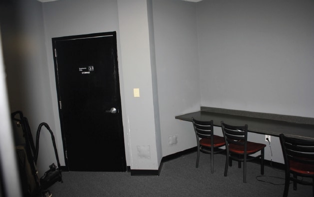 More Photos Of 200-280 Nottingham Dr, Cary Freestanding For Lease