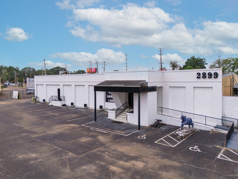 Primary Photo Of 2866 Poplar Ave, Memphis Storefront Retail Office For Sale