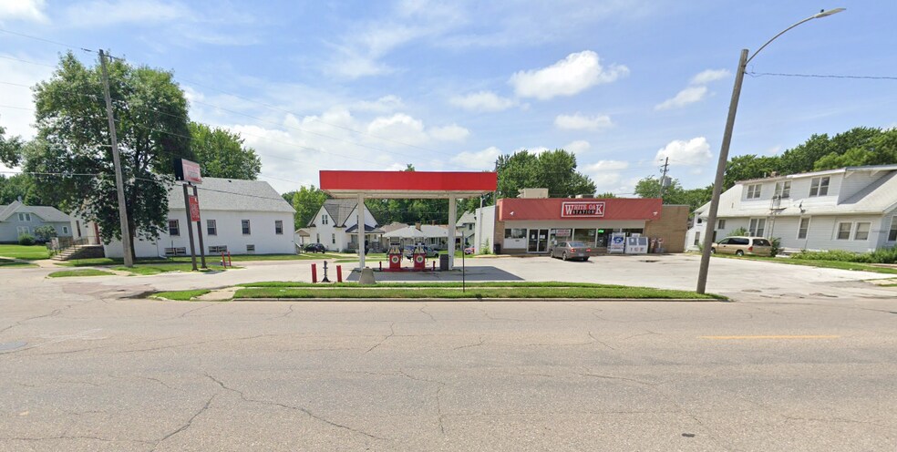 Primary Photo Of 1031 Morningside Ave, Sioux City Land For Sale