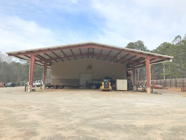 More Photos Of 505 Steele Dr, Hampton Manufacturing For Sale