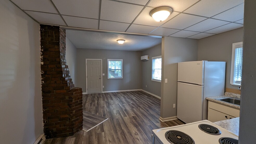 More Photos Of 714 Mapleoak Ln, Kingsport Multifamily For Sale