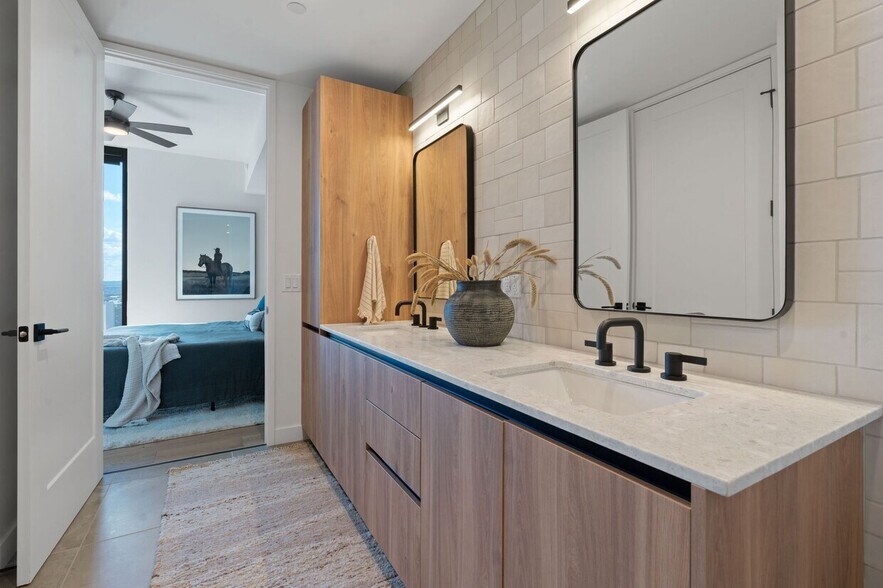 More Photos Of , Austin Multifamily For Sale