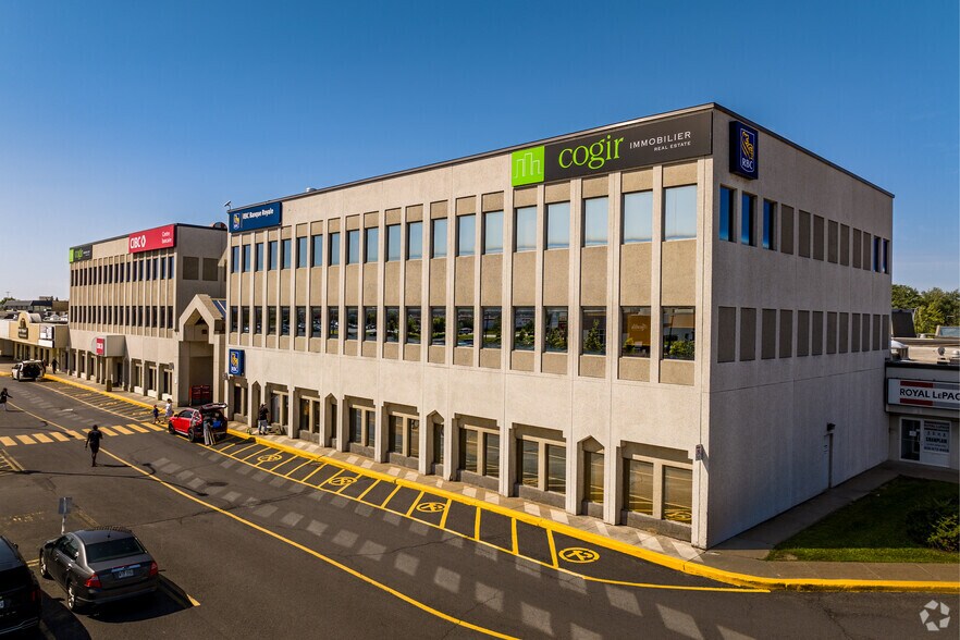 More Photos Of 7200-7250 Blvd Taschereau, Brossard Unknown For Lease