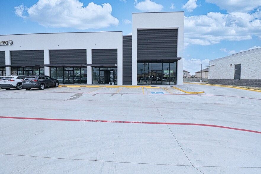 More Photos Of 16513 FM 529, Houston Storefront For Sale