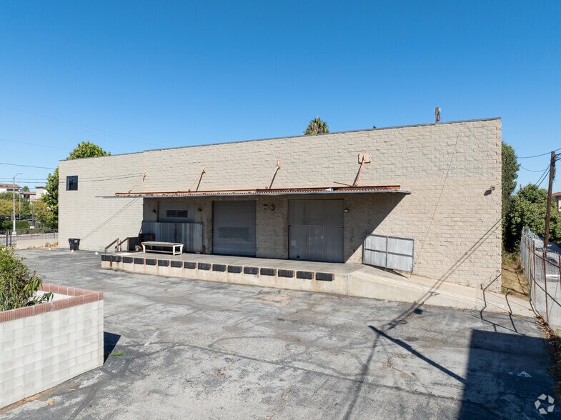 More Photos Of 314 N Wilmington Blvd & 915 W C St, Wilmington Industrial For Sale