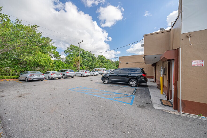 More Photos Of 1057-1067 NW 119th St, Miami Storefront For Sale