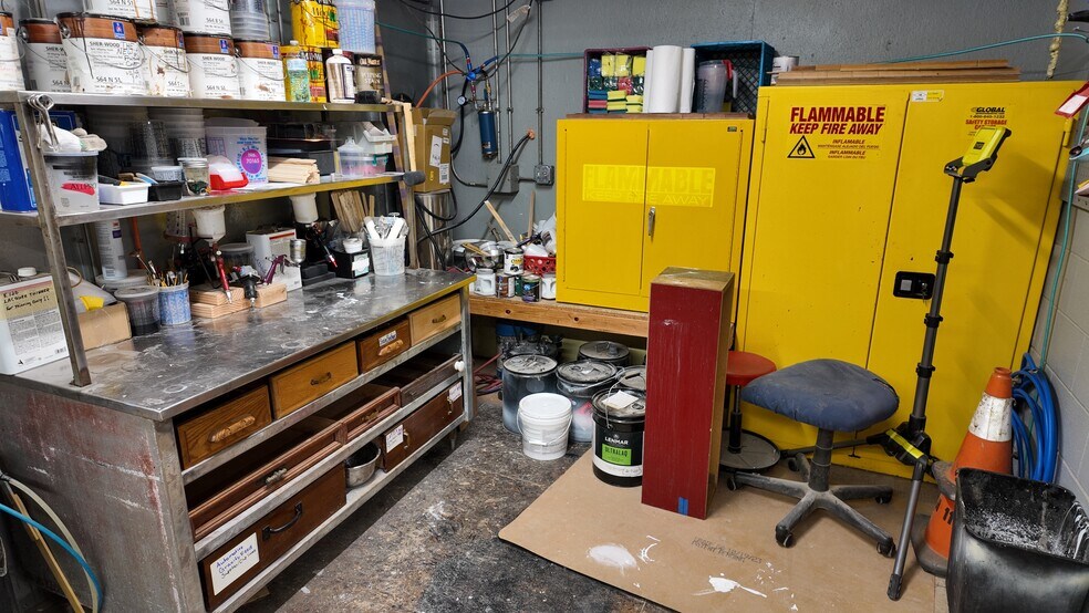 More Photos Of 5467 N Main St, Joplin Freestanding For Sale