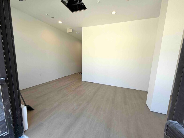 More Photos Of 11005 Preston Road, Frisco Medical For Lease