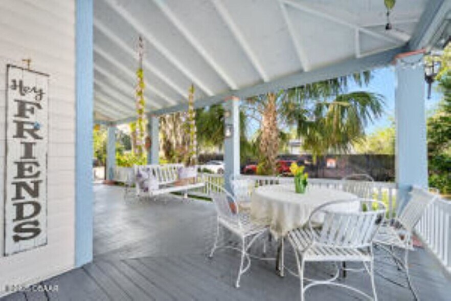More Photos Of 228 W Howry Ave, Deland Storefront Retail Office For Sale