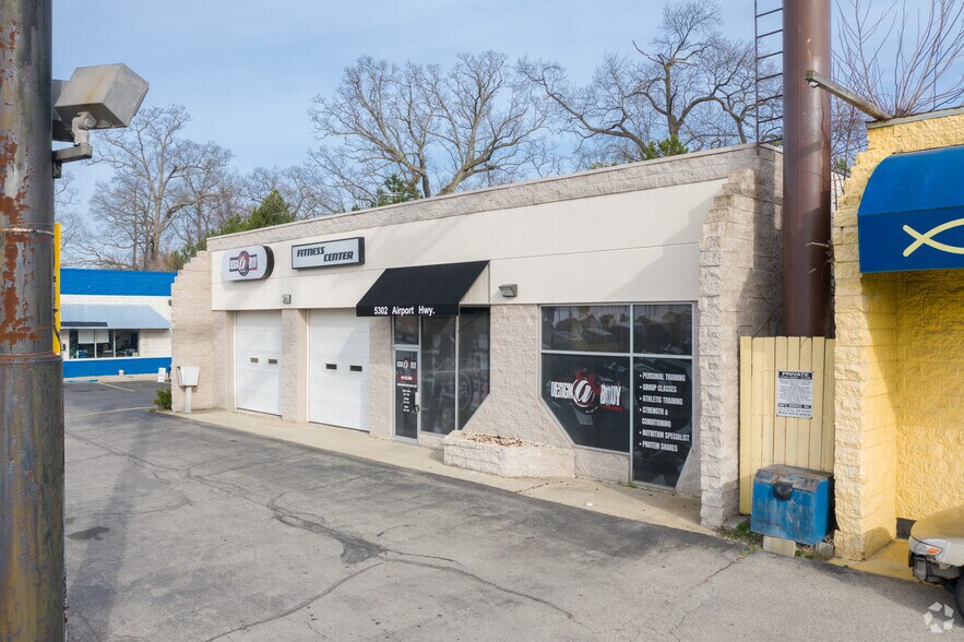 More Photos Of 5302 Airport Hwy, Toledo Freestanding For Lease