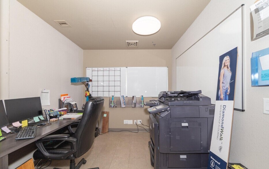 More Photos Of 415 S Main St, Cottonwood Storefront Retail Office For Sale