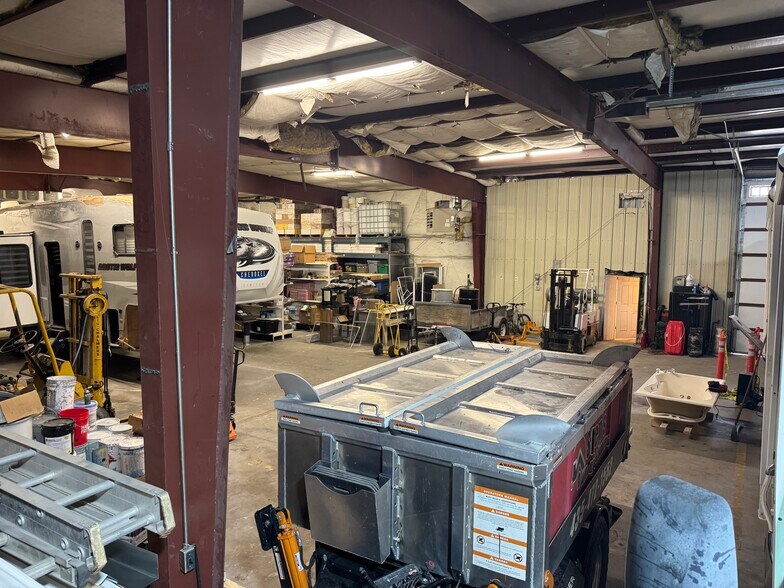More Photos Of 435 N Main St, Helper Warehouse For Sale