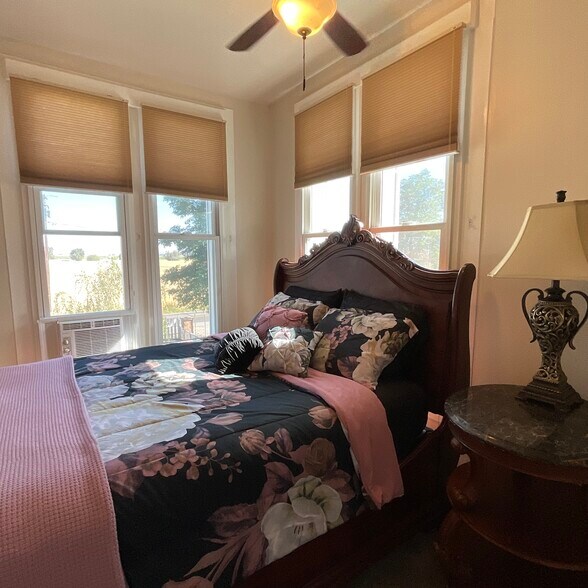 More Photos Of 155 Townsend St, Cedarville Apartments For Sale