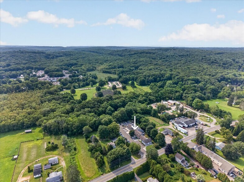 More Photos Of 147 Westbrook Rd, Essex Office For Sale