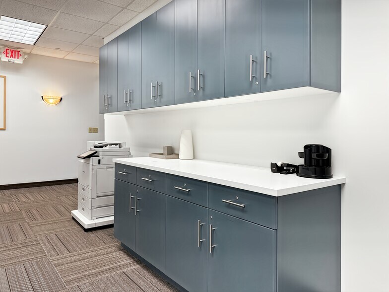 More Photos Of 5125 County Road 101, Minnetonka Coworking Space