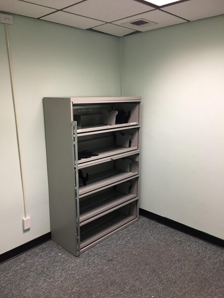 More Photos Of 2700 N Bellflower Blvd, Long Beach Medical For Lease