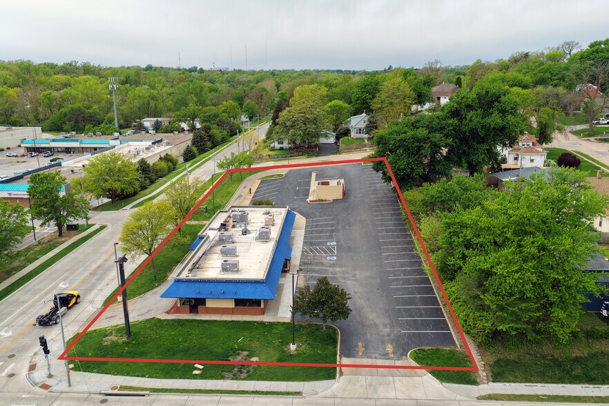 More Photos Of 7606 N 30th St, Omaha Fast Food For Sale