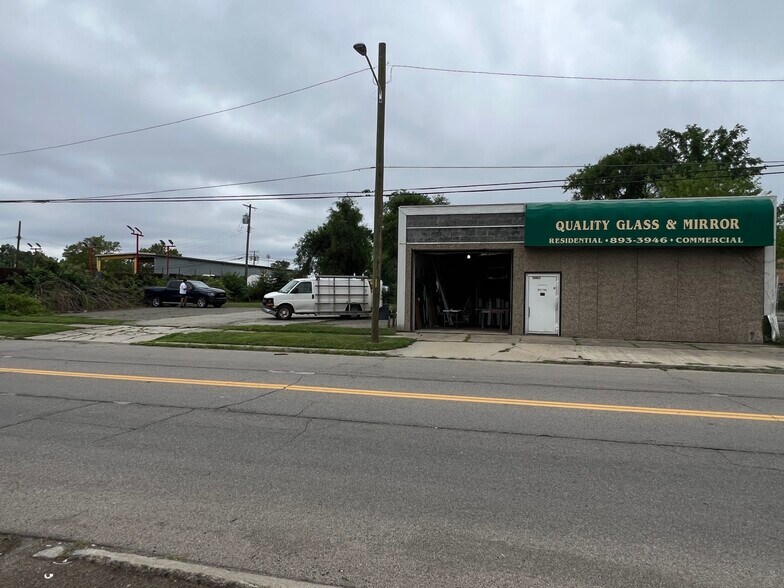 More Photos Of 19969 John R St, Detroit Freestanding For Sale