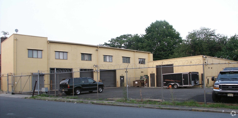 More Photos Of 28 Cordier St, Irvington Warehouse For Sale