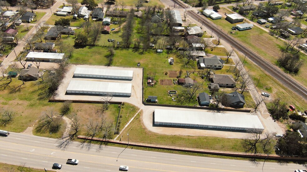 More Photos Of 412 City, Caldwell Self Storage For Sale