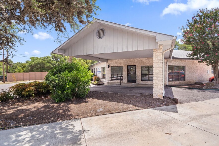 Primary Photo Of 208 Haley Rd, Johnson City Medical For Sale