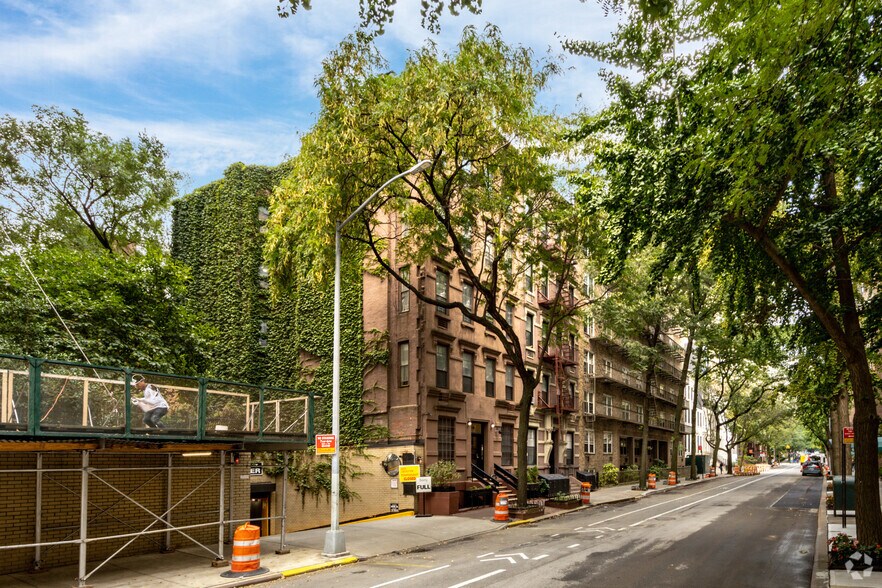 More Photos Of 538 E 89th St, New York Apartments For Sale