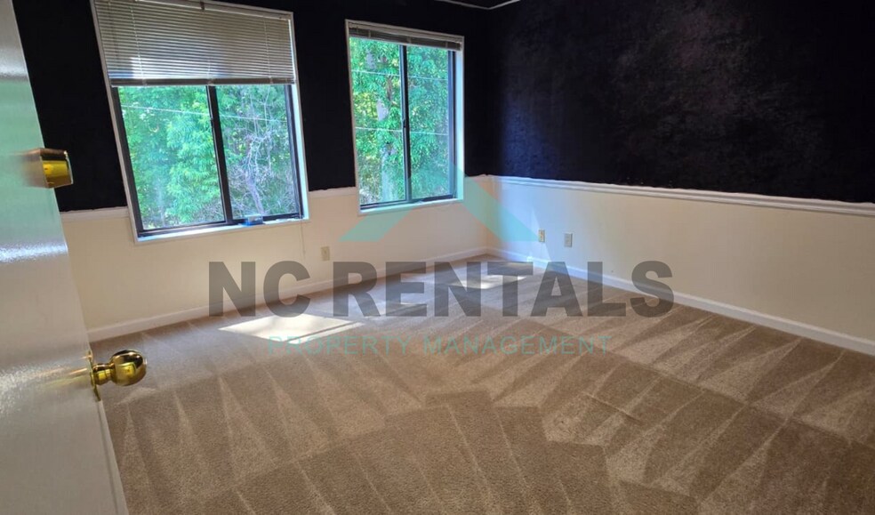 More Photos Of 20 W Colony Pl, Durham Office For Lease