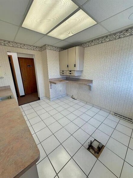 More Photos Of 5133 Brightwood Rd, Bethel Park Office Residential For Sale