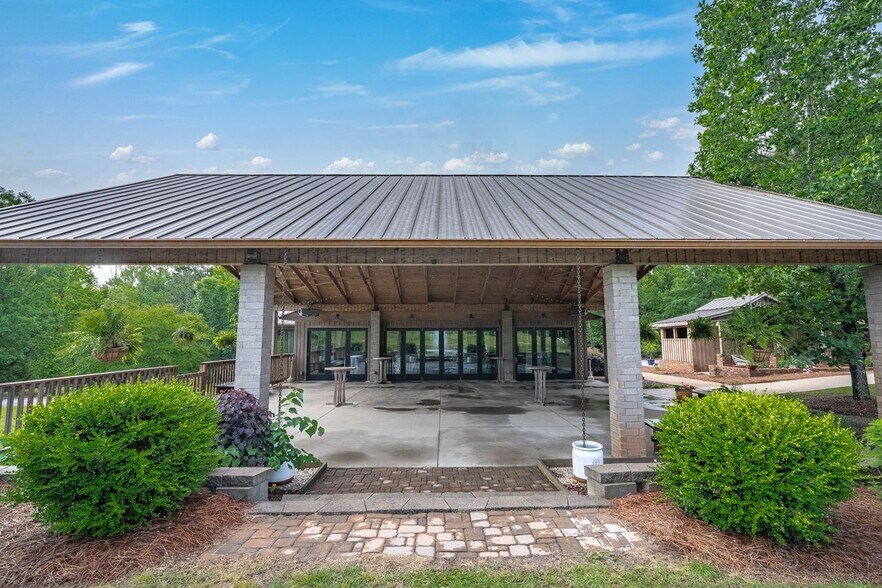 More Photos Of 1530 Buck Hill Rd, Ridgeway Industrial For Sale