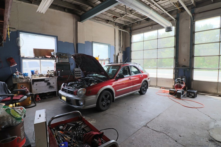 More Photos Of 1335 Harding Hwy, Richland Auto Repair For Sale