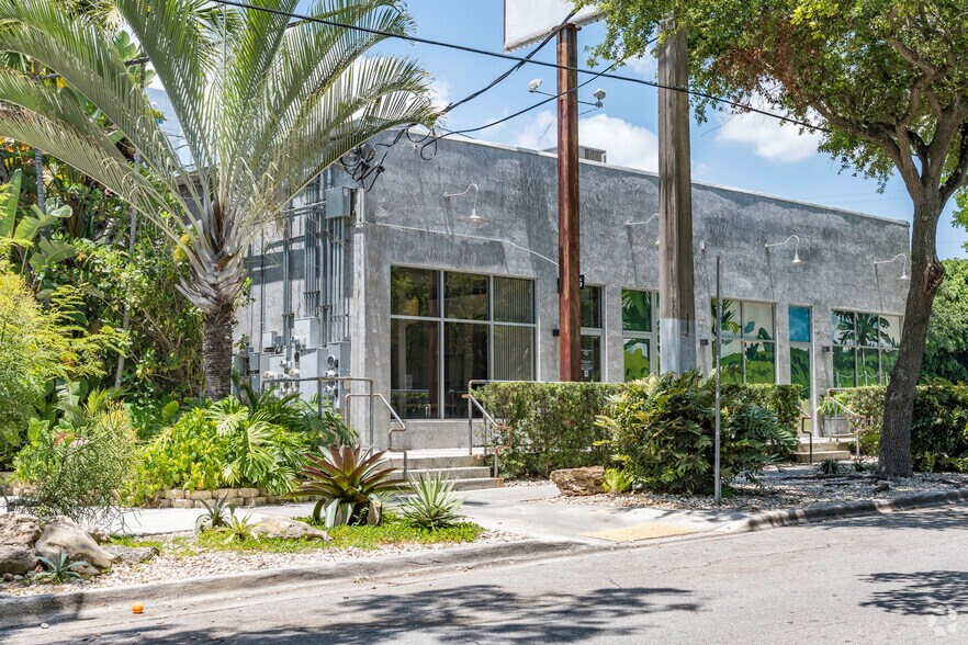 Primary Photo Of 5582 NE 4th Ct, Miami Storefront Retail Office For Lease
