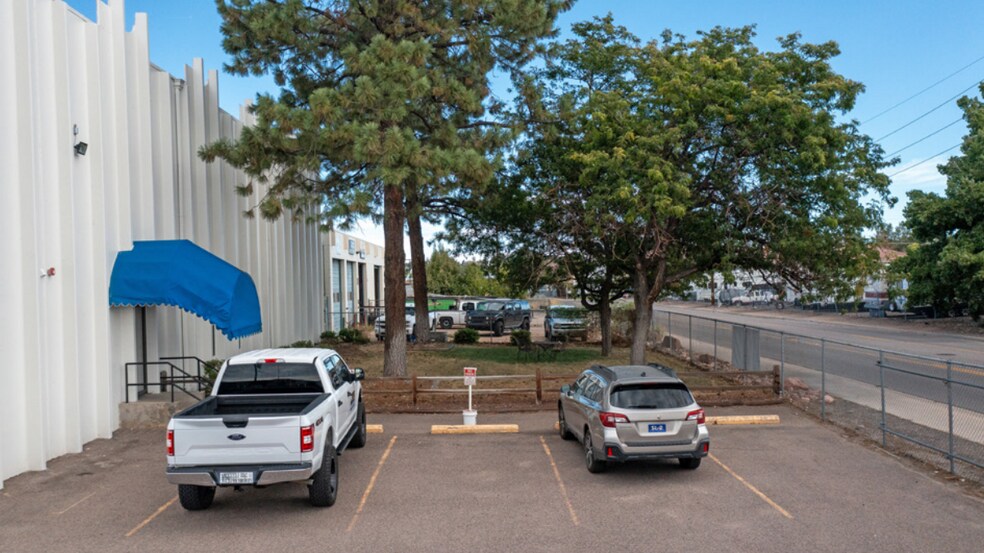 More Photos Of 2153 S Wabash St, Denver Warehouse For Lease